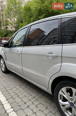 Минивэн Ford S-Max 2011 в 