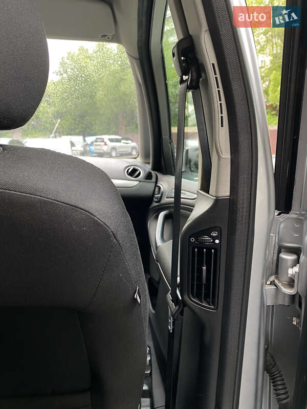 Минивэн Ford S-Max 2011 в Виннице