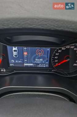 Мінівен Ford S-Max 2011 в 