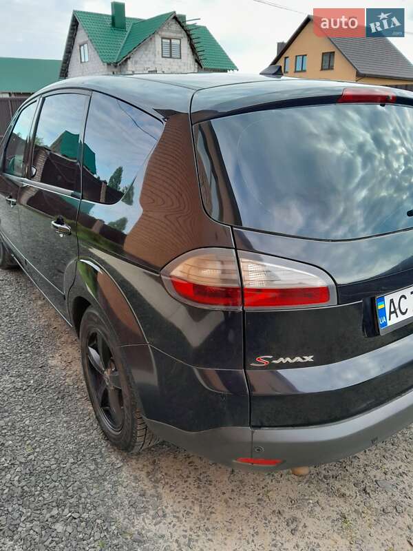 Минивэн Ford S-Max 2006 в Камне-Каширском