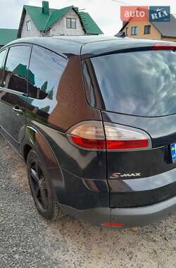 Минивэн Ford S-Max 2006 в 