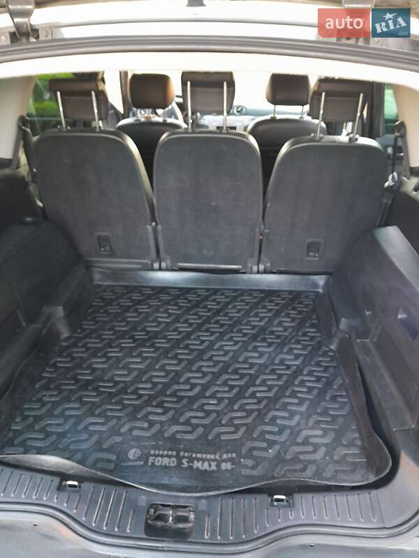 Минивэн Ford S-Max 2006 в Камне-Каширском