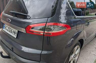 Мінівен Ford S-Max 2013 в 