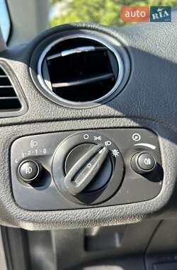 Минивэн Ford S-Max 2009 в 