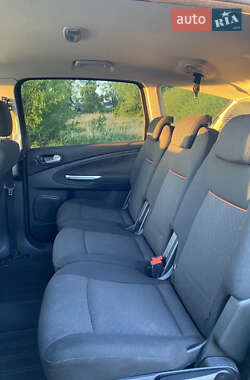 Минивэн Ford S-Max 2008 в 