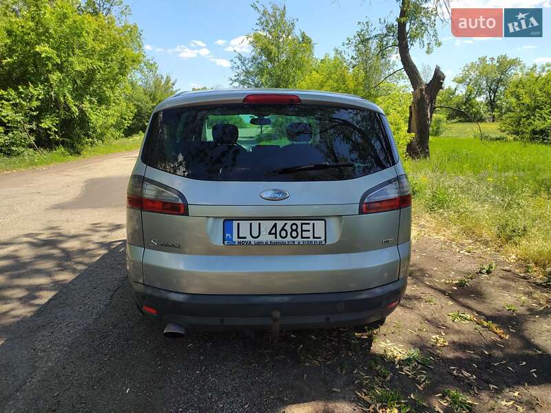Минивэн Ford S-Max 2006 в Соленом