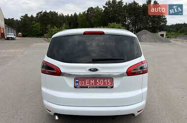 Минивэн Ford S-Max 2013 в 