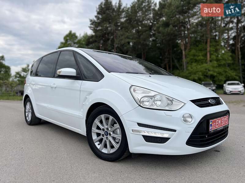 Мінівен Ford S-Max 2013 в Радивиліві
