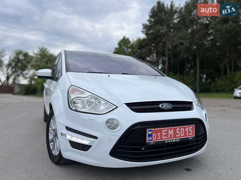 Мінівен Ford S-Max 2013 в Радивиліві