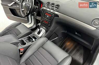 Минивэн Ford S-Max 2013 в 