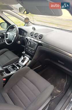 Мінівен Ford S-Max 2013 в 