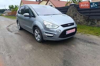 Мінівен Ford S-Max 2013 в 