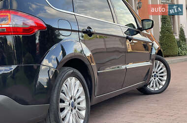 Минивэн Ford S-Max 2011 в 