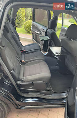 Минивэн Ford S-Max 2011 в 