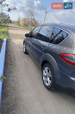 Минивэн Ford S-Max 2013 в 