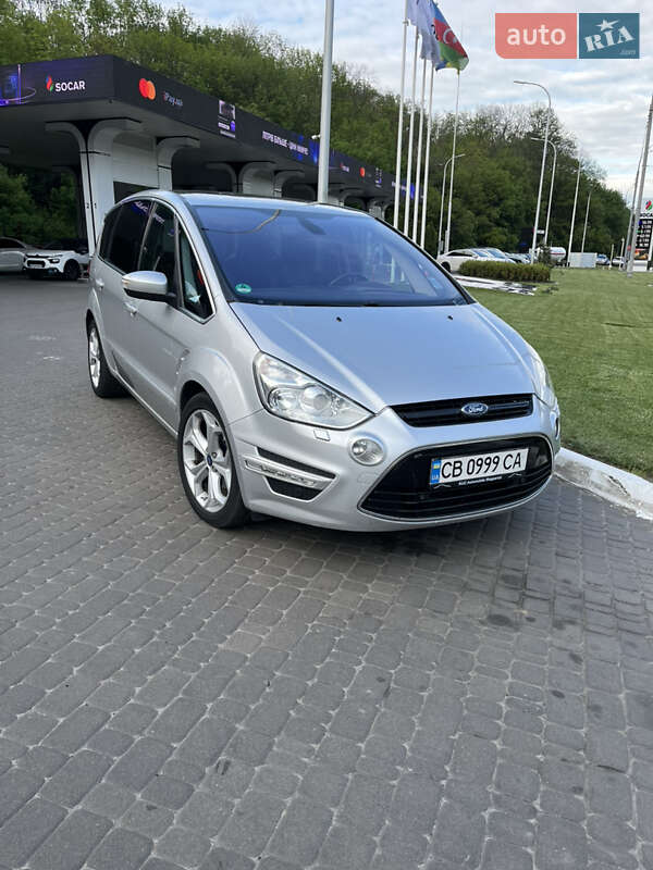 Минивэн Ford S-Max 2014 в 