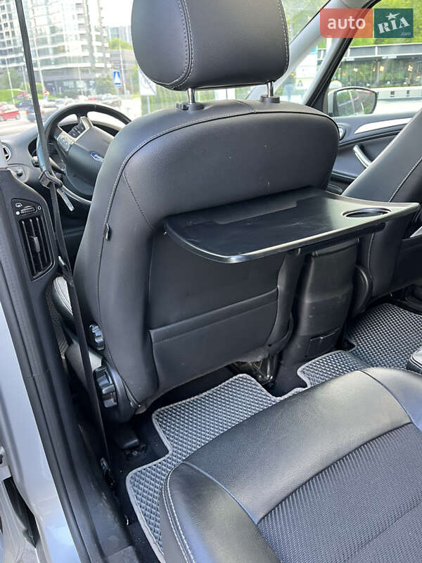 Мінівен Ford S-Max 2014 в Києві