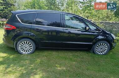 Минивэн Ford S-Max 2012 в 