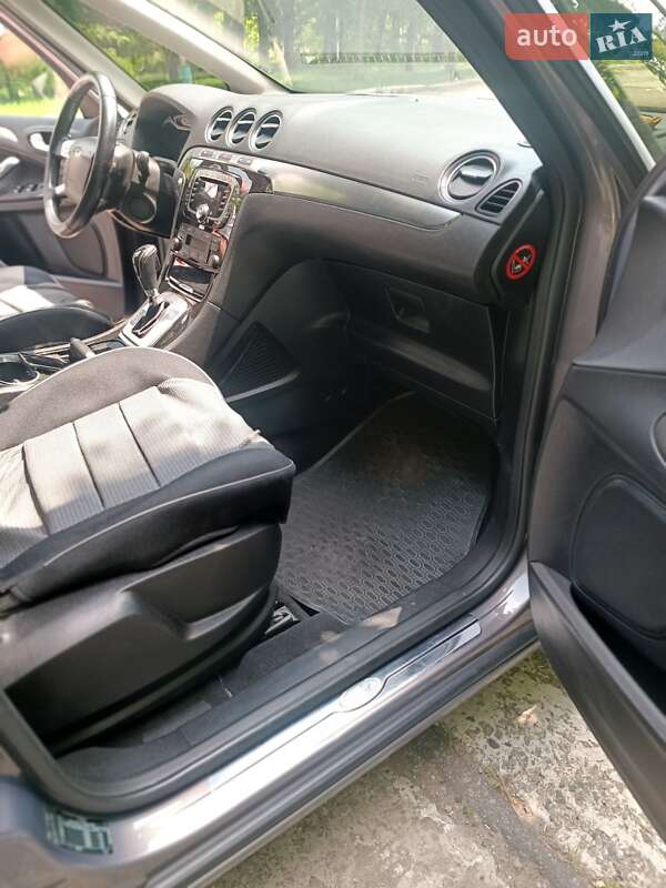 Минивэн Ford S-Max 2014 в Желтых Водах