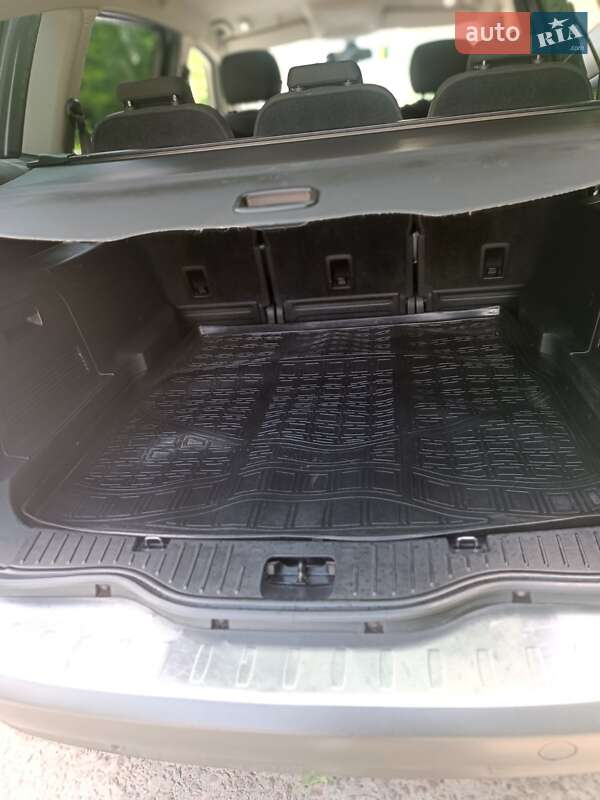 Минивэн Ford S-Max 2014 в Желтых Водах