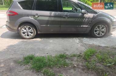 Минивэн Ford S-Max 2014 в 