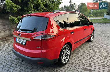 Минивэн Ford S-Max 2012 в 