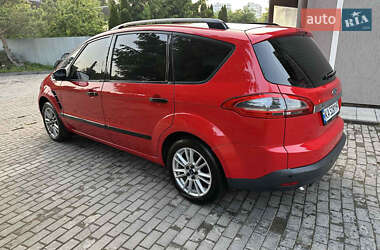 Минивэн Ford S-Max 2012 в 