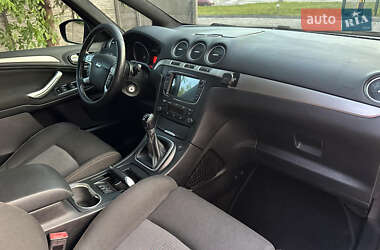 Минивэн Ford S-Max 2012 в 
