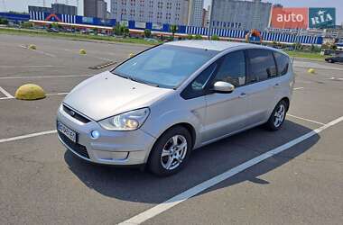 Минивэн Ford S-Max 2007 в 