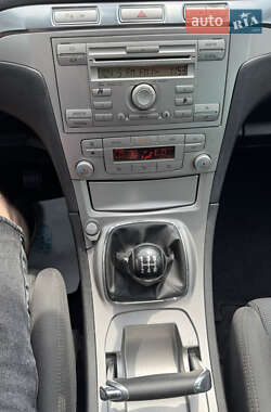 Мінівен Ford S-Max 2006 в 