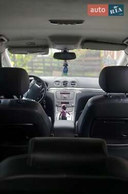 Минивэн Ford S-Max 2009 в 