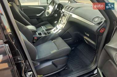 Минивэн Ford S-Max 2013 в 
