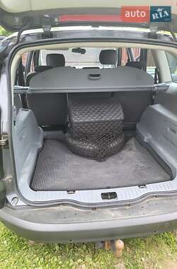 Минивэн Ford S-Max 2007 в 