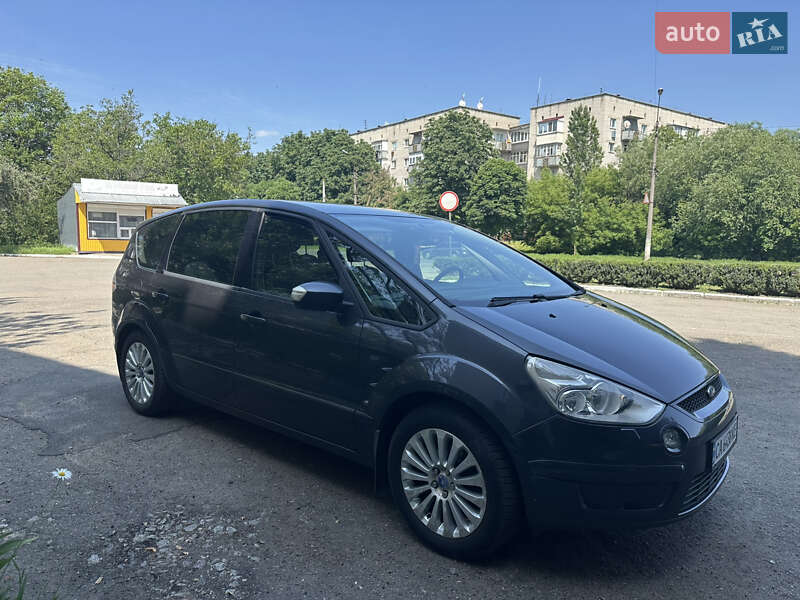 Минивэн Ford S-Max 2007 в 
