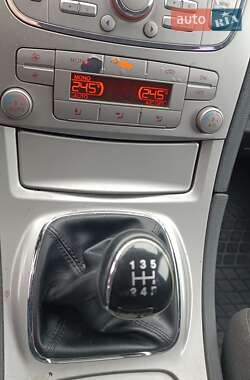 Минивэн Ford S-Max 2007 в 