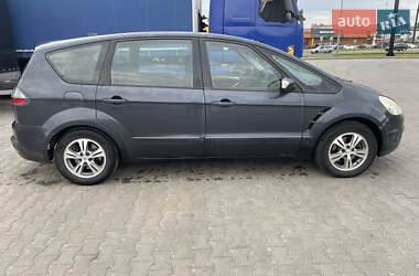 Минивэн Ford S-Max 2006 в 