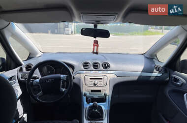 Минивэн Ford S-Max 2009 в 