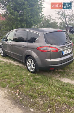 Минивэн Ford S-Max 2014 в 