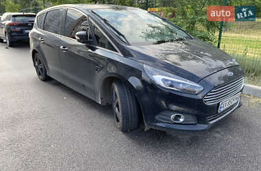 Минивэн Ford S-Max 2015 в 
