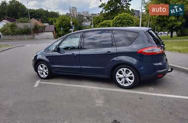 Минивэн Ford S-Max 2013 в 