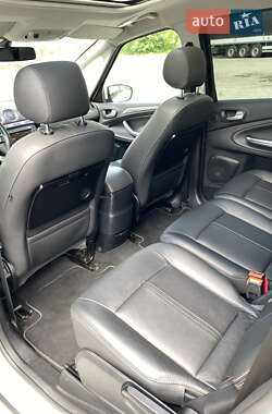 Минивэн Ford S-Max 2013 в 