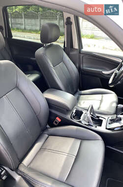 Минивэн Ford S-Max 2013 в 