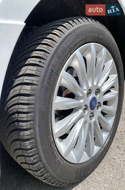 Минивэн Ford S-Max 2013 в 