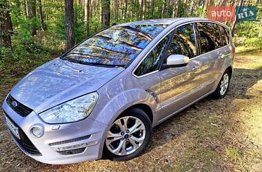 Ford S-Max 2011