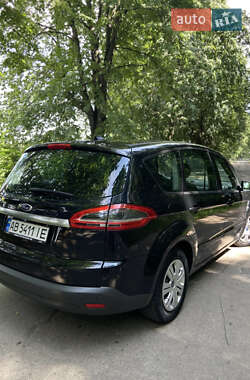 Минивэн Ford S-Max 2011 в 