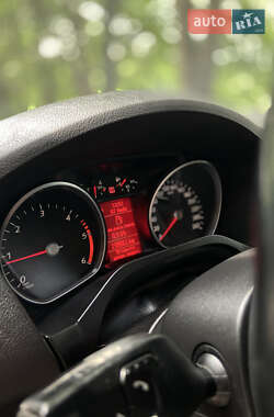 Минивэн Ford S-Max 2011 в 