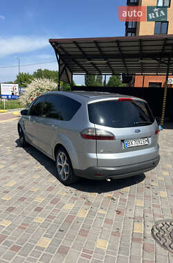 Минивэн Ford S-Max 2007 в 