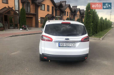 Минивэн Ford S-Max 2013 в 