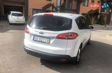 Минивэн Ford S-Max 2013 в 