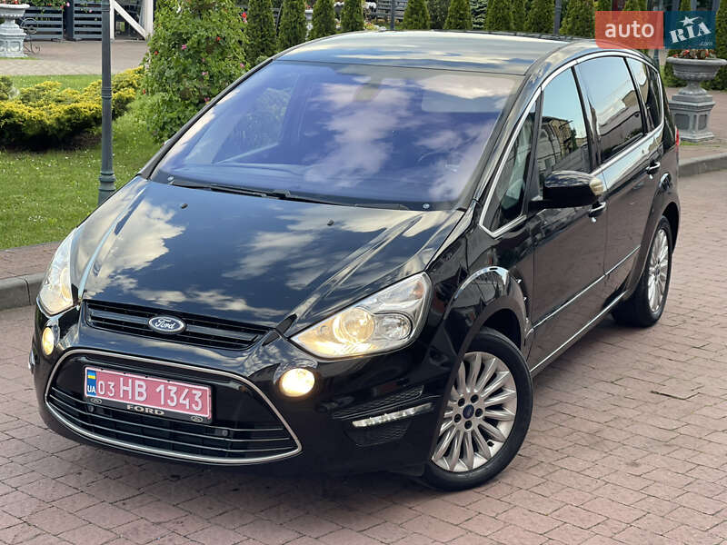 Минивэн Ford S-Max 2011 в 